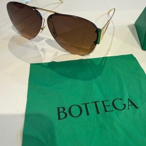 Bottega Veneta BV1066S 002 65mm